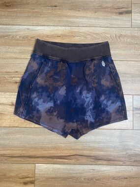 FP Movement by Free People Navy & Brown Tie-Dye Athletic Shorts